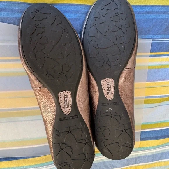 Born Metallic Brown Floral Flats - Picture 9 of 10